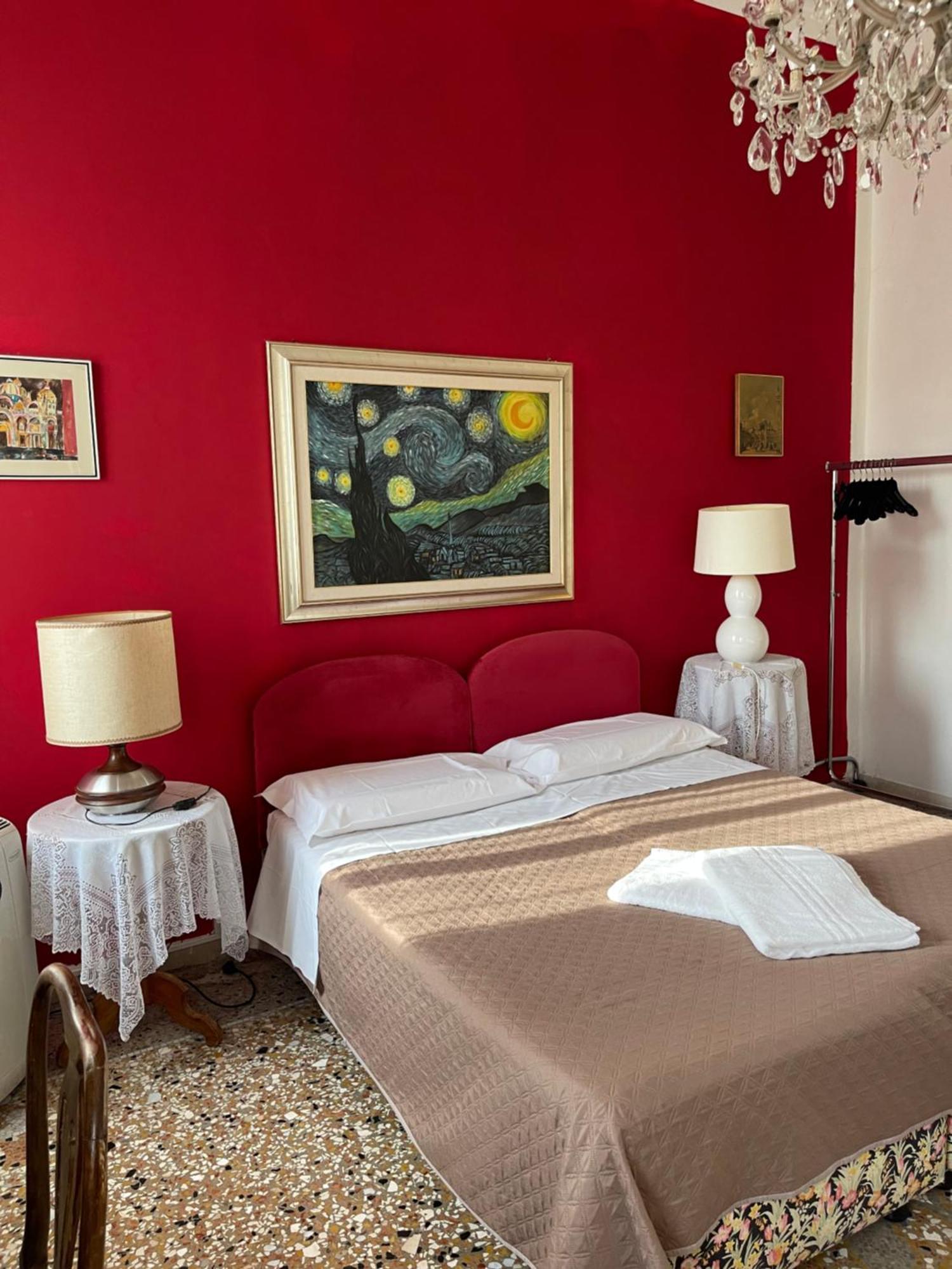 Princess Guest House Canal View Venedig Exterior foto
