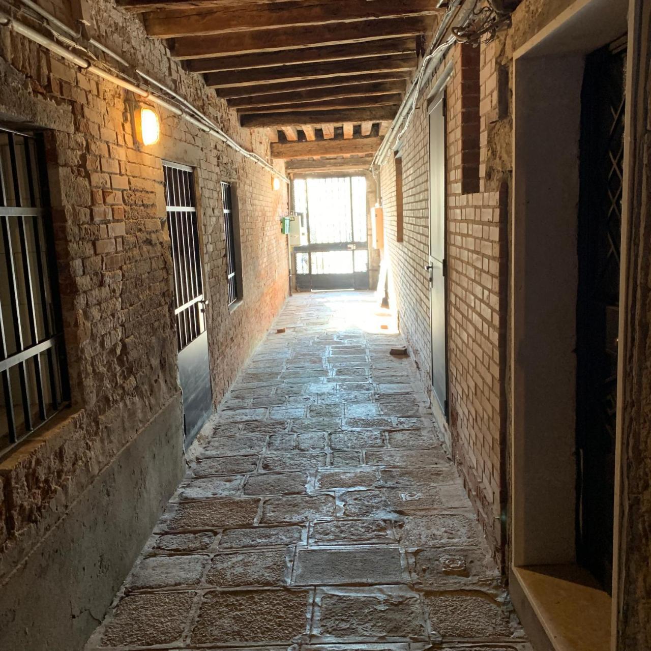 Princess Guest House Canal View Venedig Exterior foto